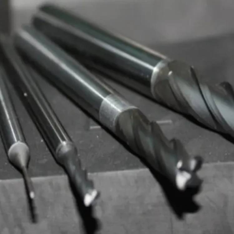 Quão durável é a fresa de fibra de carbono?